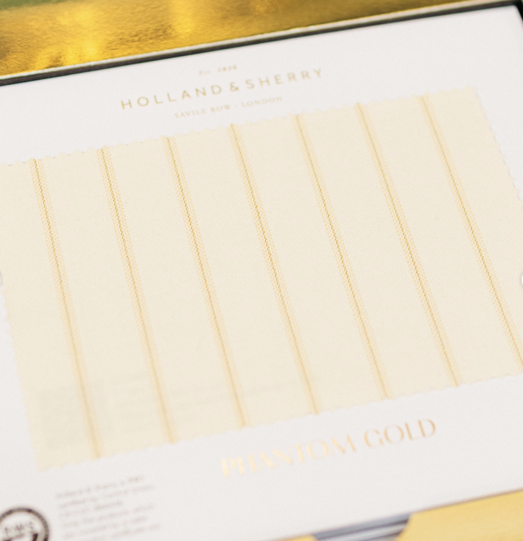 Phantom Gold — Creme mit Goldstreifen